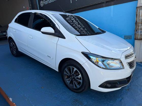 CHEVROLET ONIX 1.4 MPFI LTZ 8V FLEX 4P MANUAL